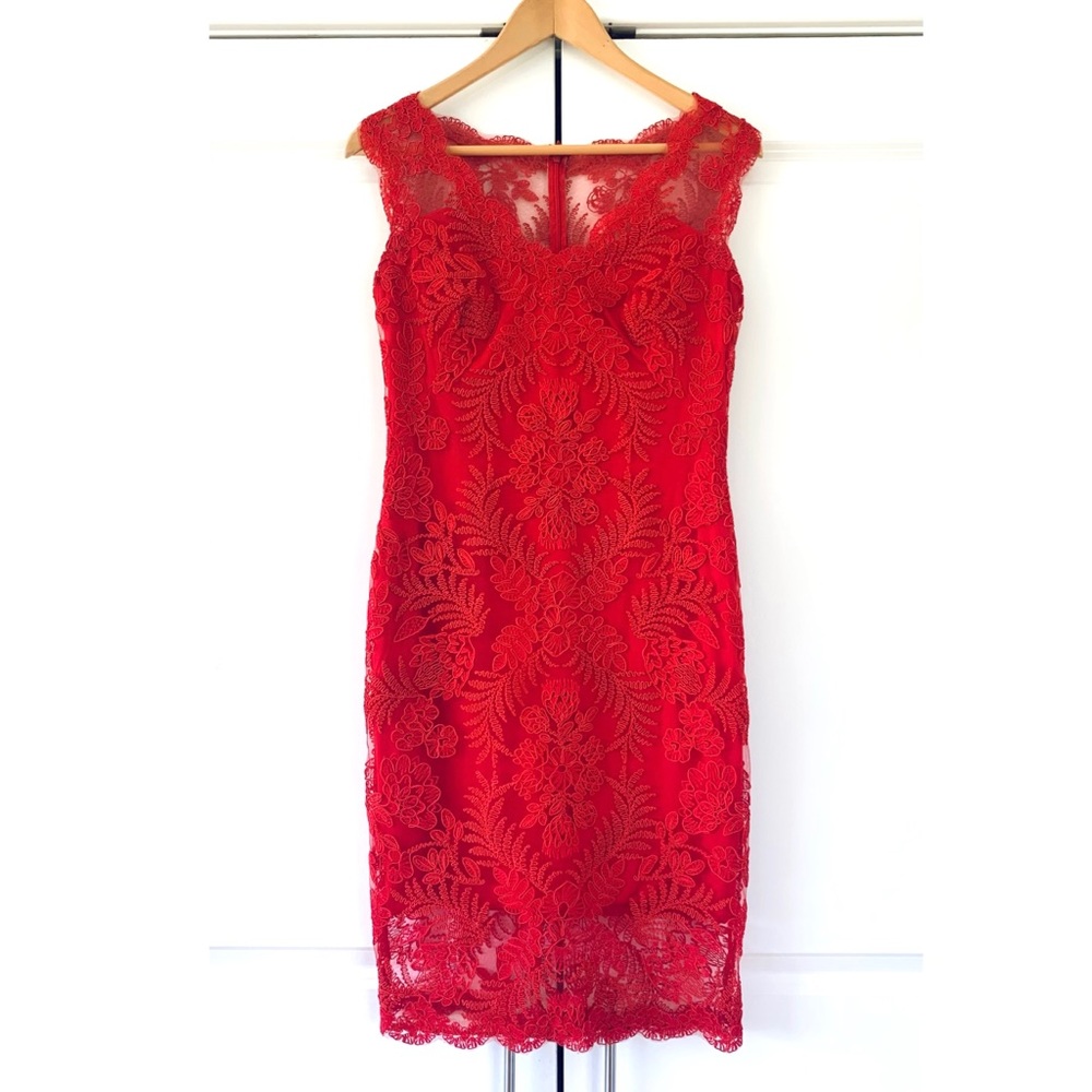 Tadashi Shoji Sz 4 Lace Dress Illusion Neckline Cocktail Sheath Wedding Mother